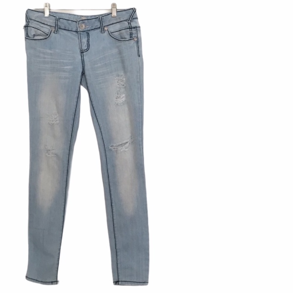 Almost famous light blue jeans